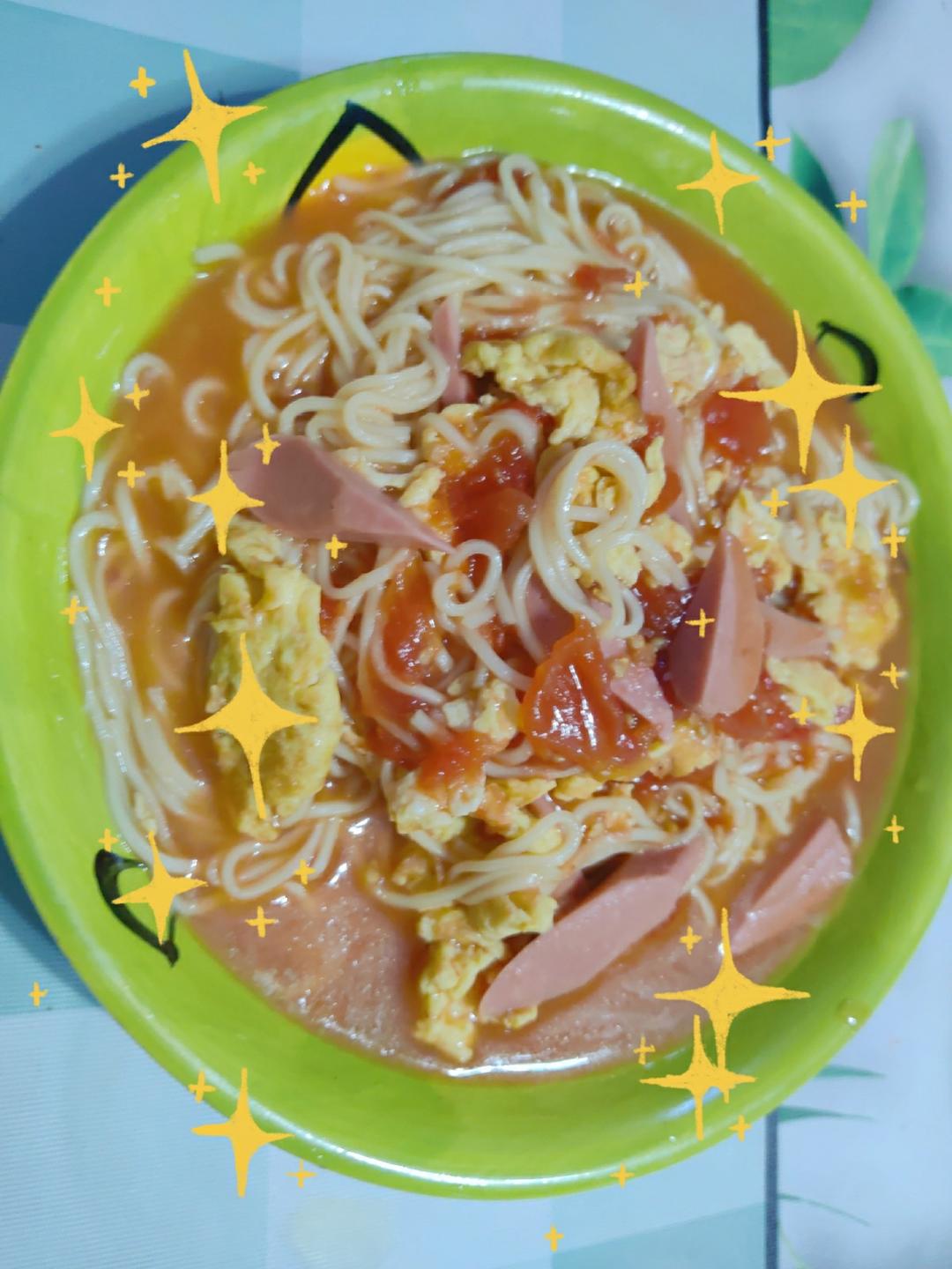 五分钟搞定❗️好吃到舔盘茄汁火腿鸡蛋焖面