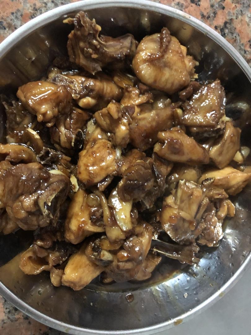 广式三杯鸡 肉香味浓 做法简单