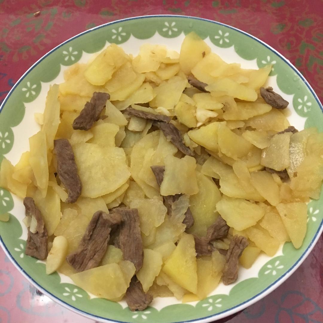 土豆片炒肉