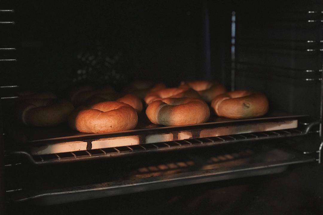 全麦椰蓉/辣椒藜麦贝果——在家也能轻松制作高级早餐三明治-厨studio课程