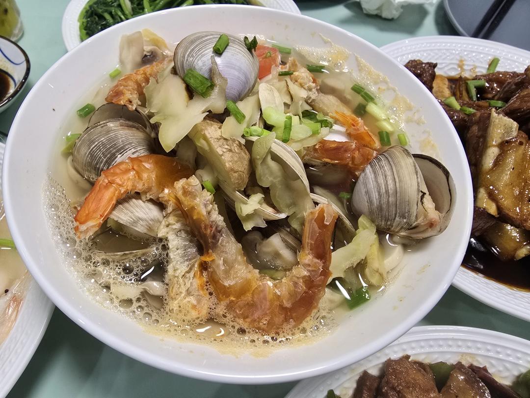 榨菜番茄蛤蜊汤