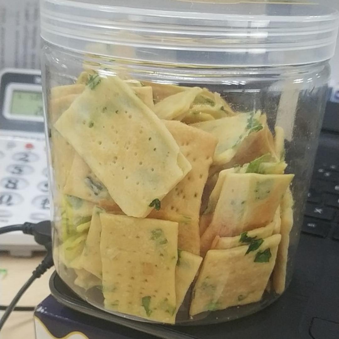 无糖香葱苏打咸饼干