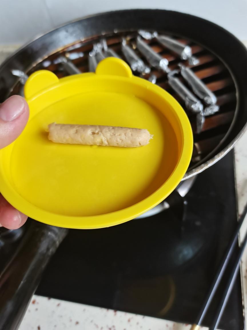 宝宝辅食少盐                            猪肉玉米肠的做法