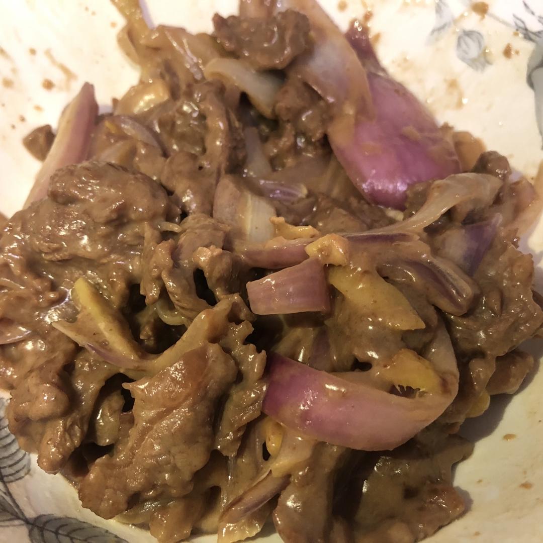 家常菜-洋葱炒牛肉
