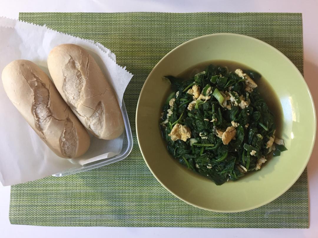 菠菜炒鸡蛋
