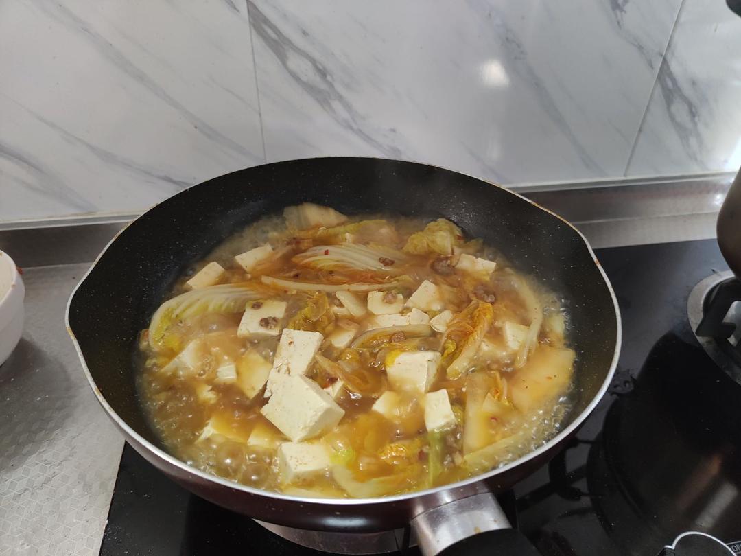 最近看《梨泰院class》来吗？里面韩式辣白菜豆腐汤也太赞了吧