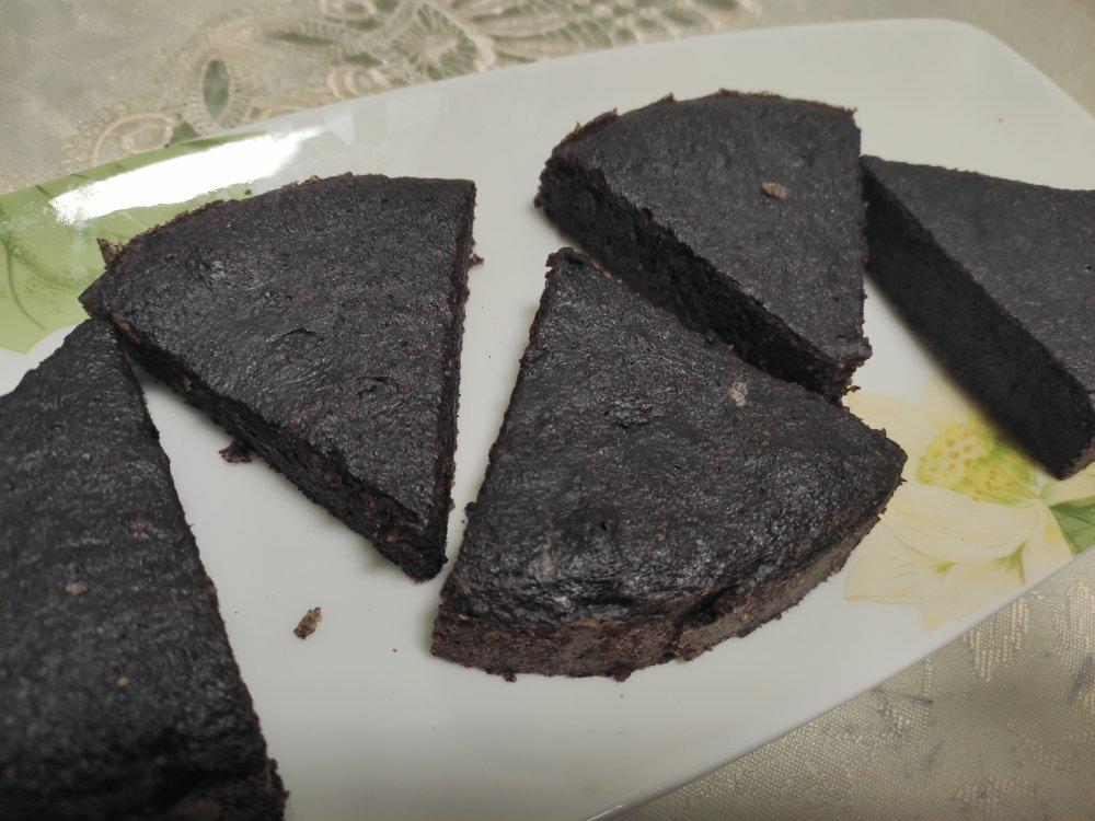 黑米蒸糕