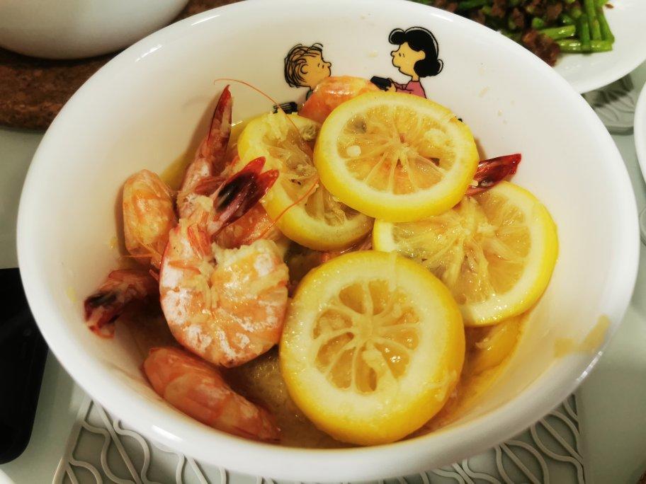 【电饭煲黄油柠檬虾】