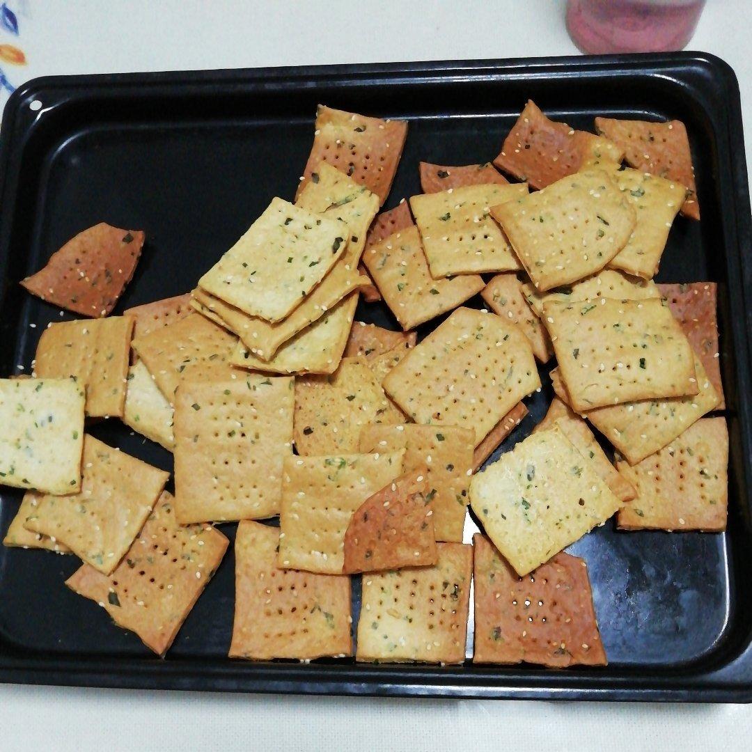 嘎嘣脆——香葱苏打饼干