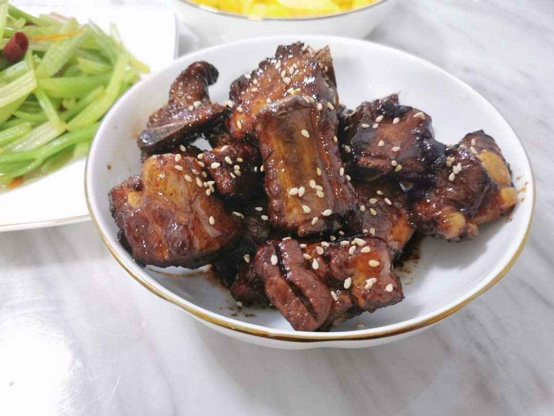 零失败的“糖醋排骨”黄金配比酱汁