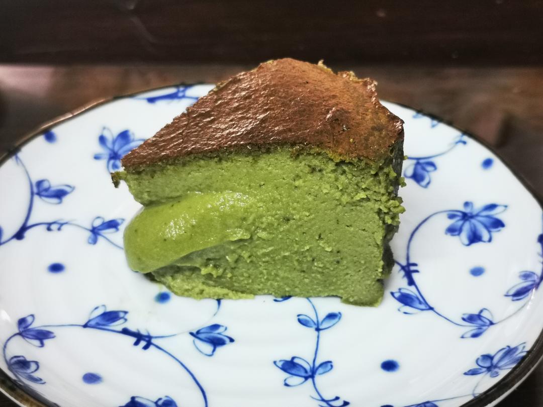 流心抹茶巴斯克芝士蛋糕