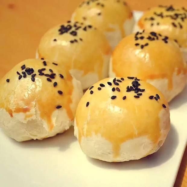 【小森妈妈菜谱】美味蛋黄酥