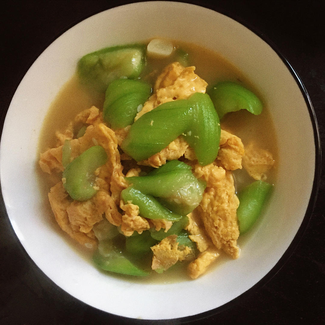 简单快手，五分钟搞定的丝瓜炒蛋