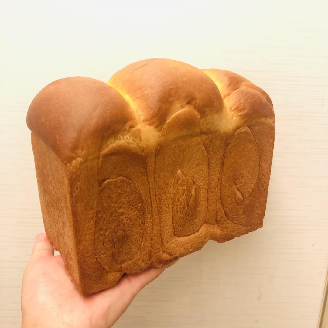 纯奶手撕吐司
