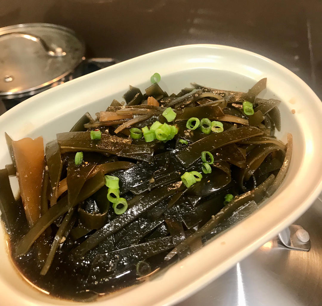 凉拌酸辣海带丝