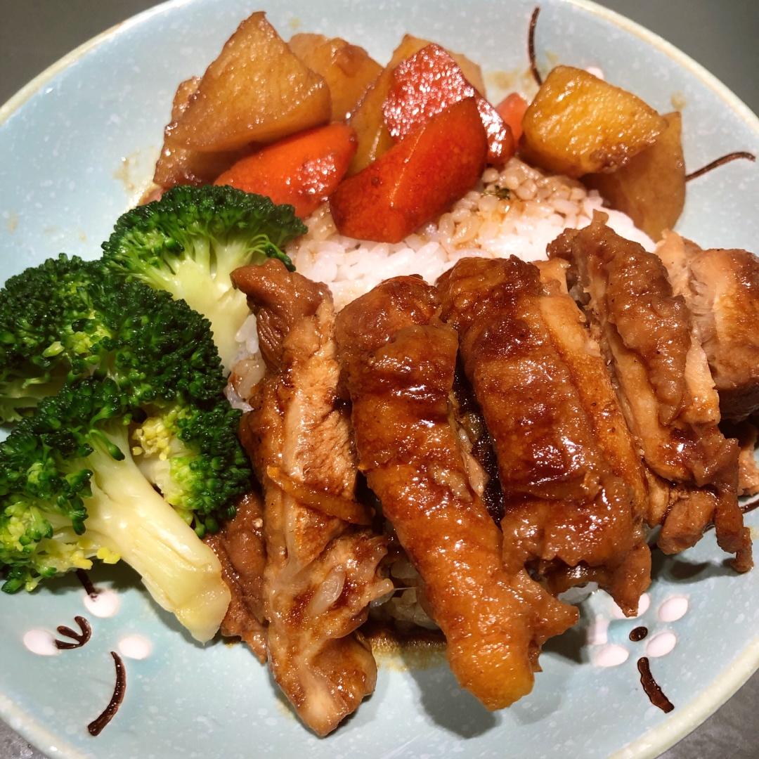 照烧鸡腿饭