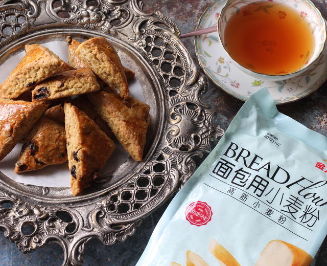 减脂小点-燕麦干果能量司康(神手法酵母版)的做法