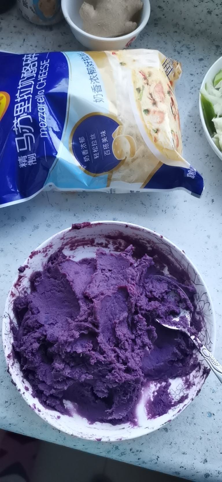 紫薯爆浆芝士球