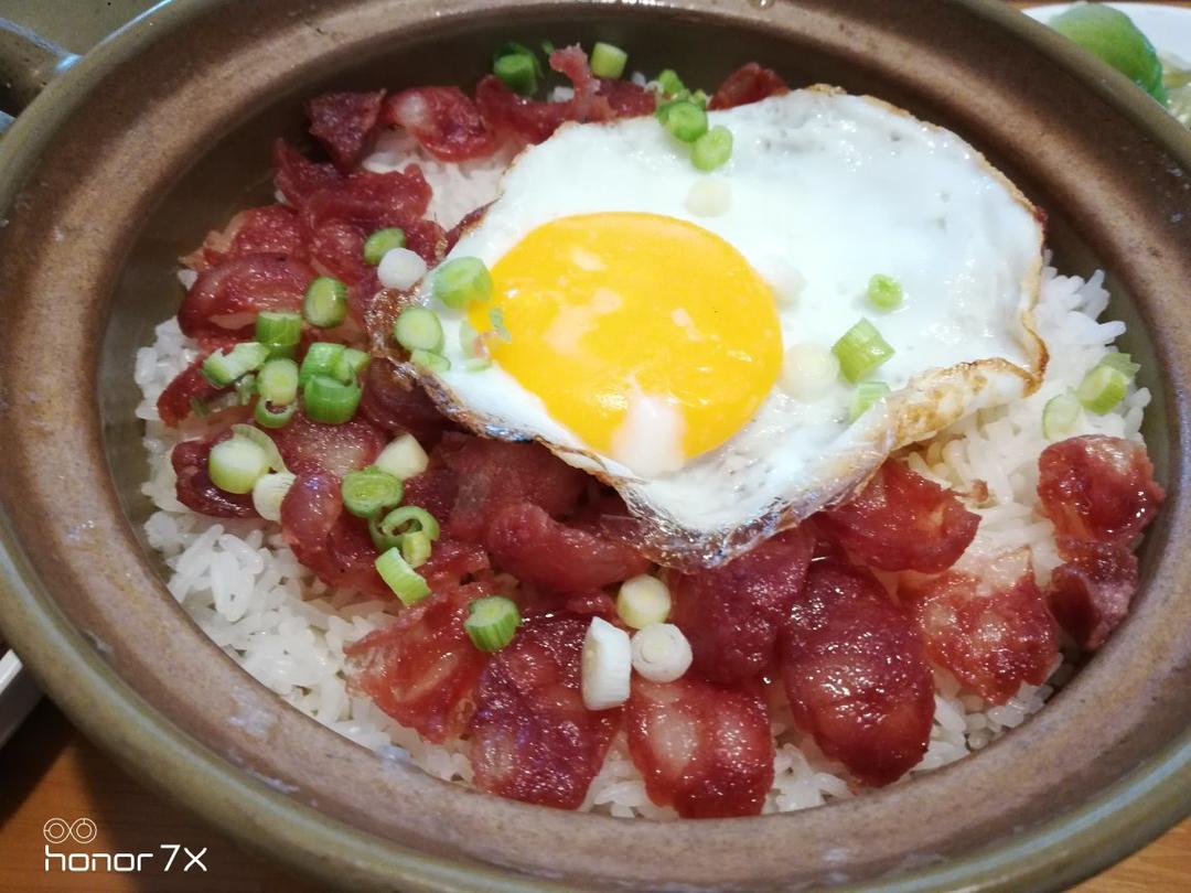 腊味砂锅饭