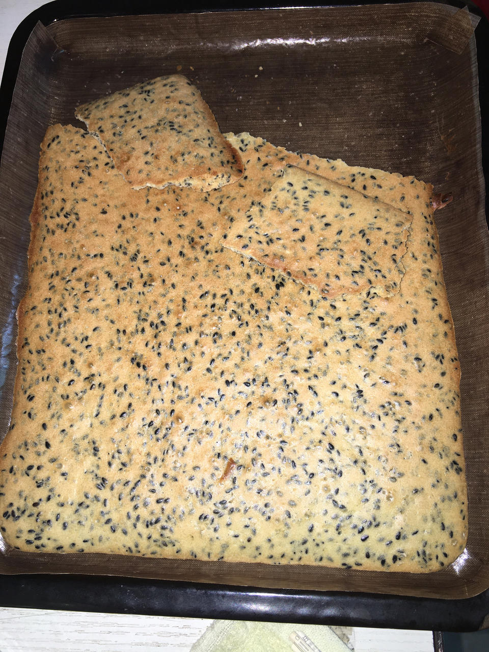 孩子超爱吃的芝麻薄脆饼