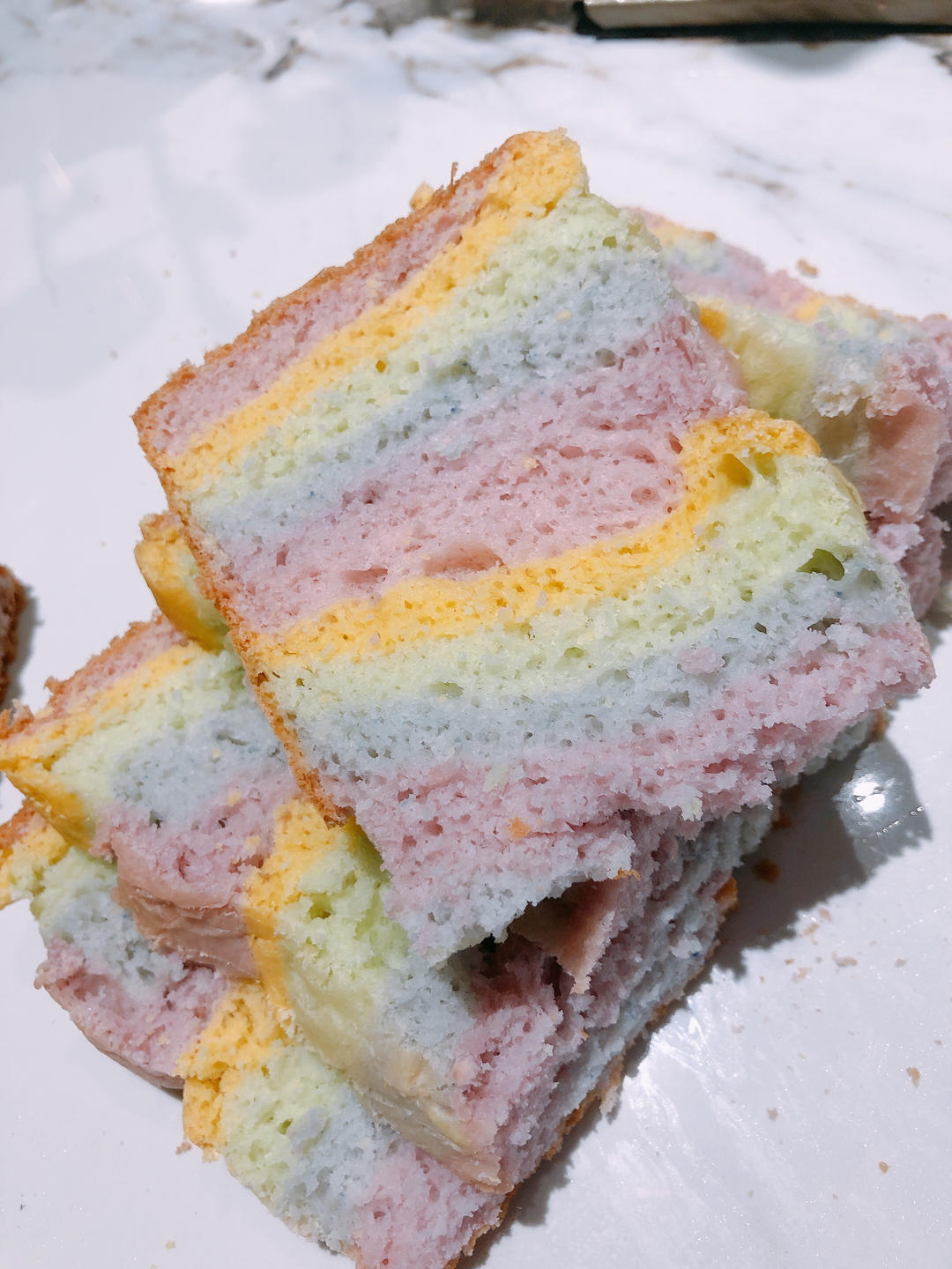 颜控看过来～超级漂亮的彩虹🌈吐司！