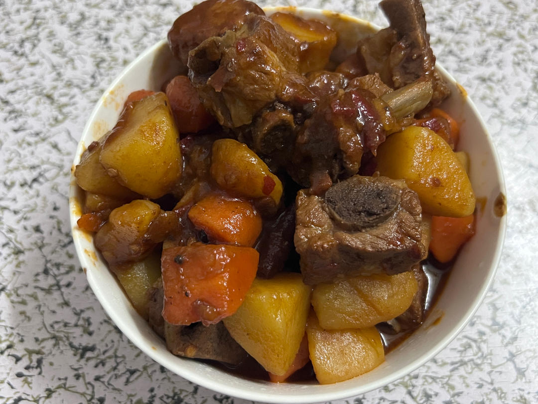 土豆炖排骨