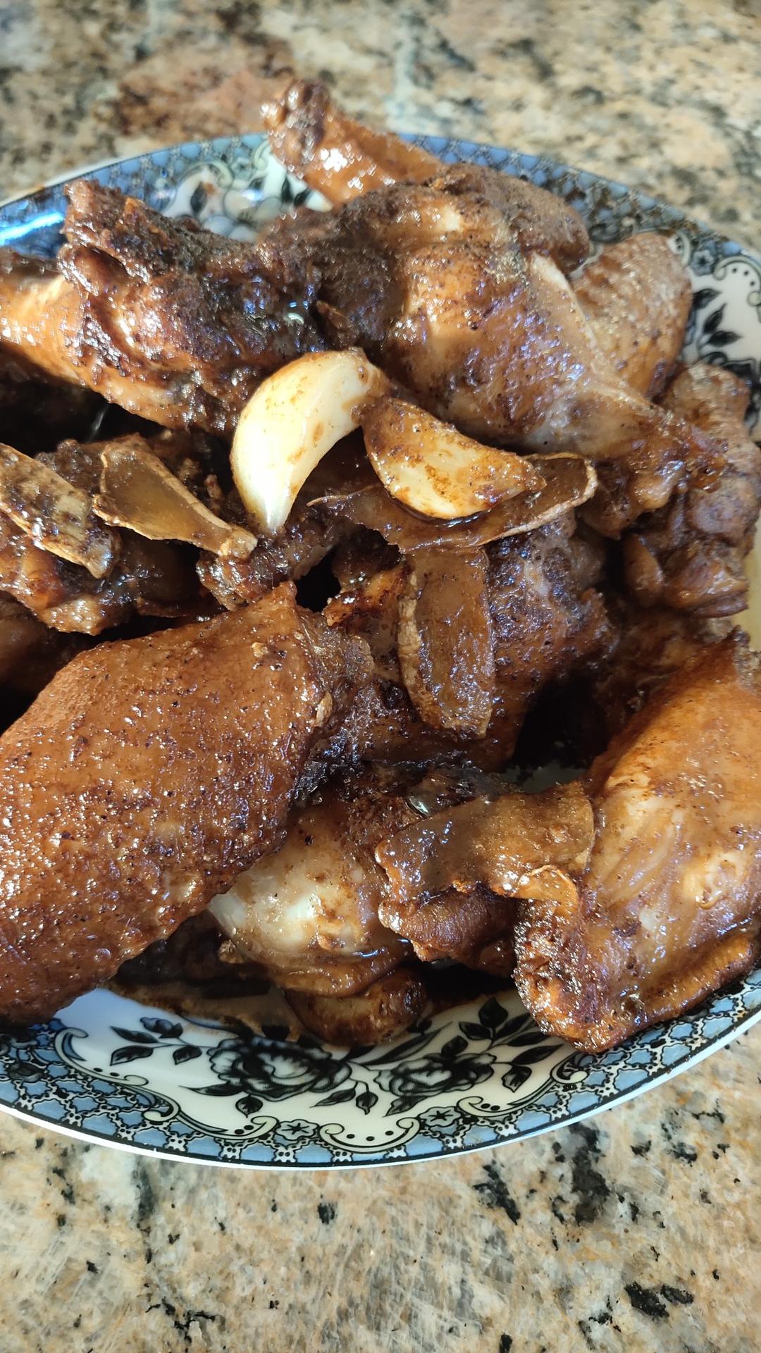 正宗台式三杯鸡（零失败！周围朋友全都赞不绝口！ 😁）