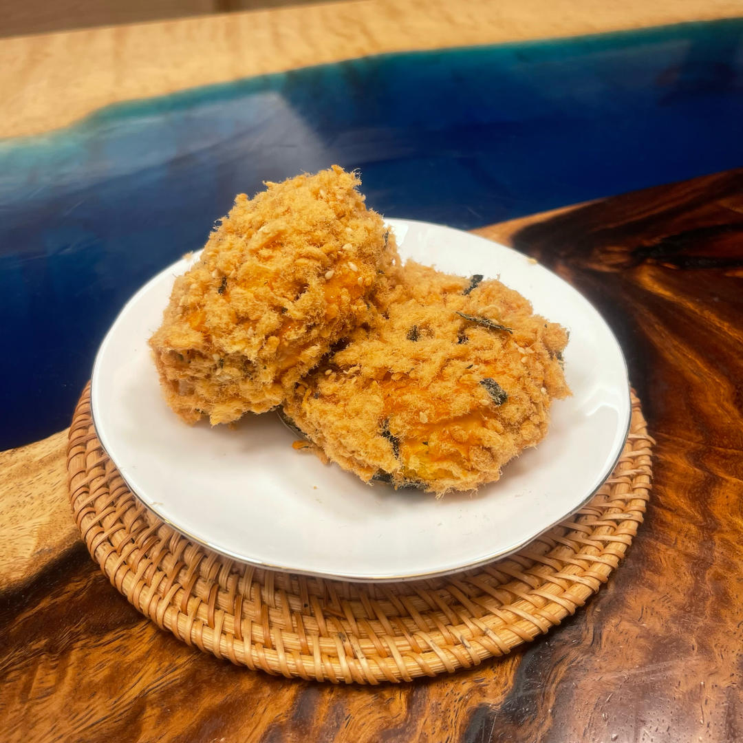美味海苔肉松小贝