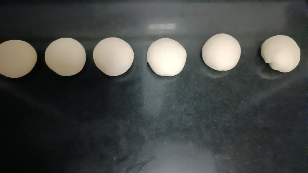 鼓大泡的鸡蛋灌饼(附煎饼酱做法)