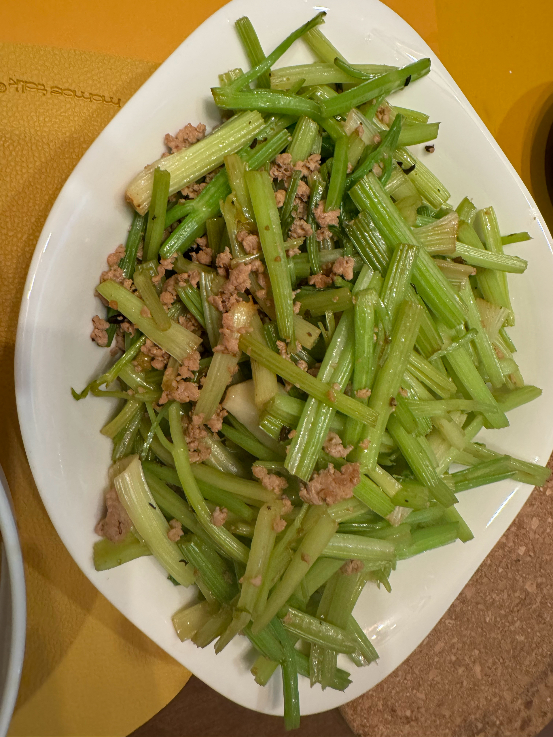 最家常丨香芹炒肉&芹菜炒香干