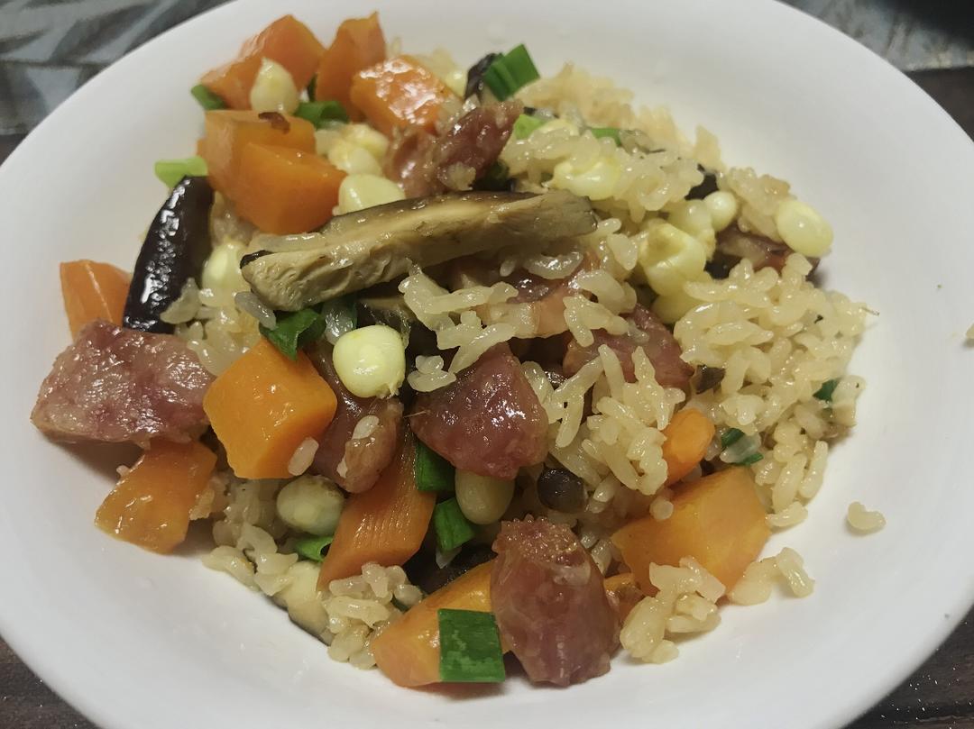 懒人必备～电饭煲腊肠焖饭