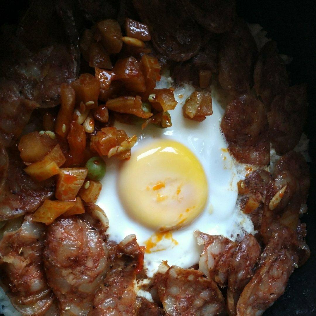 香肠煲仔饭