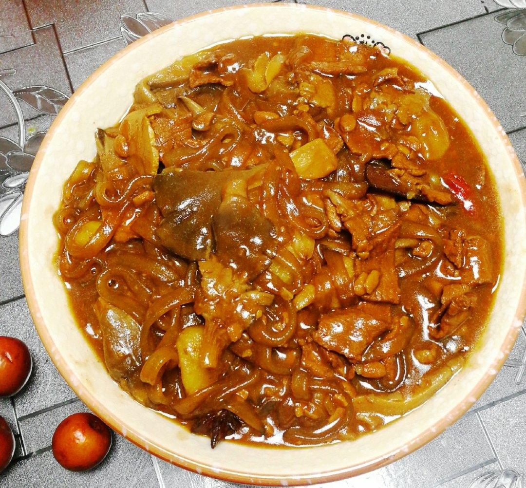蘑菇土豆炖粉条