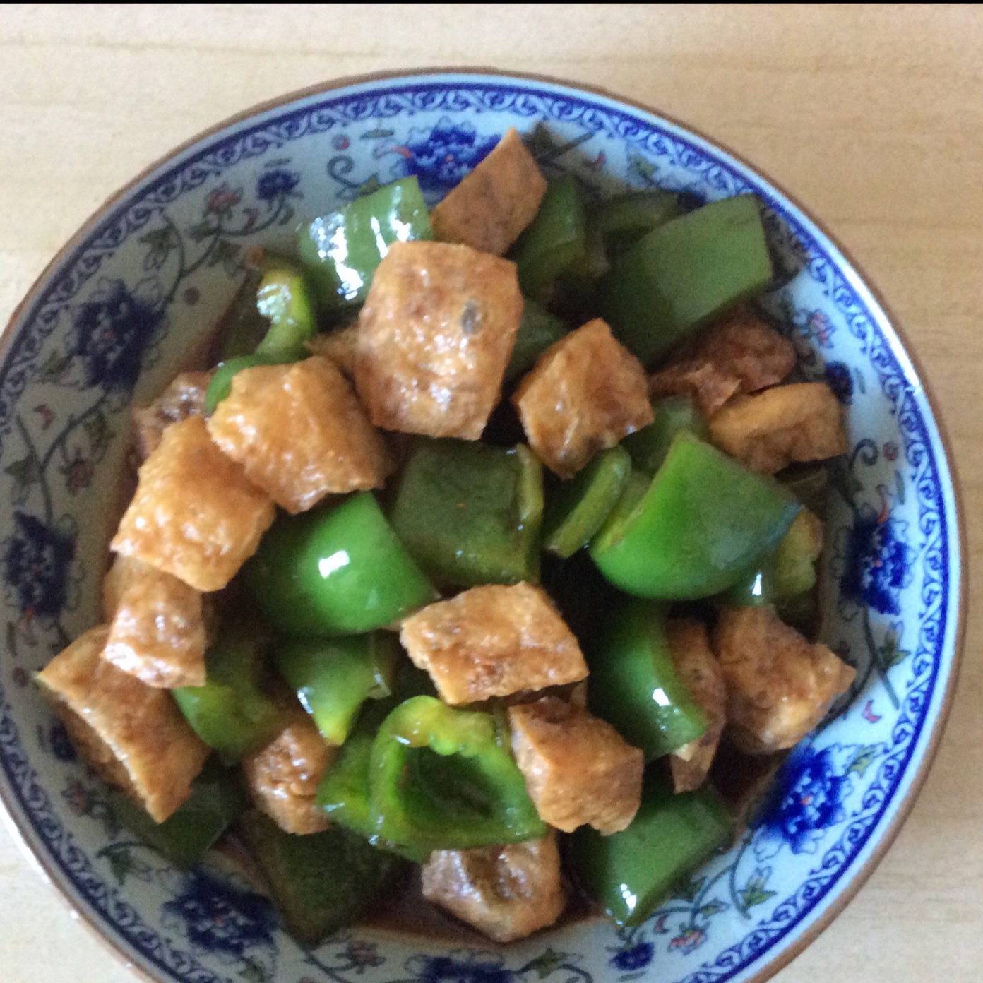 油豆腐丁炒青椒