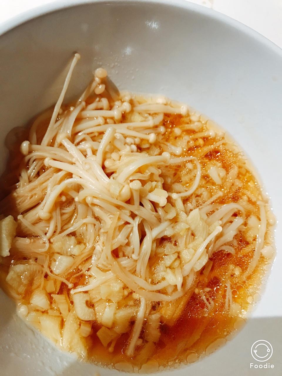 蒜蓉蒸金针菇