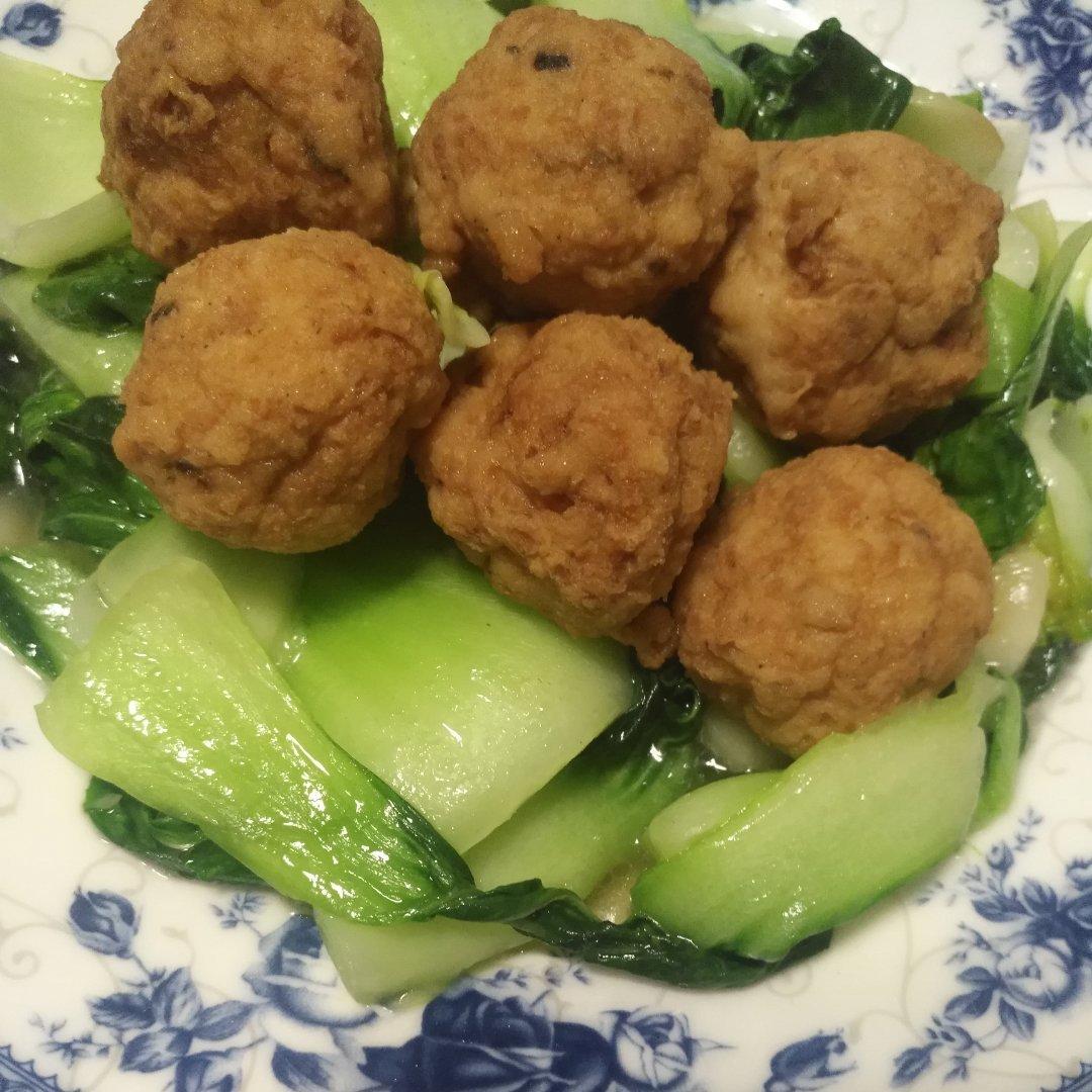小白菜炒素丸子