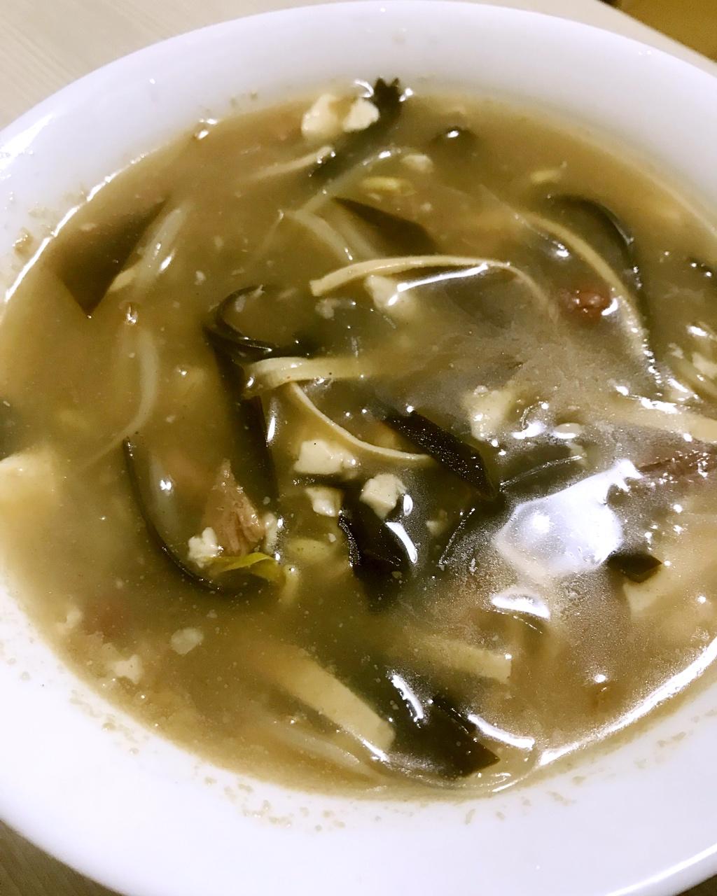 小吃 胡辣汤 ciro晨做的胡辣汤 赞 红薯粉丝,牛肉