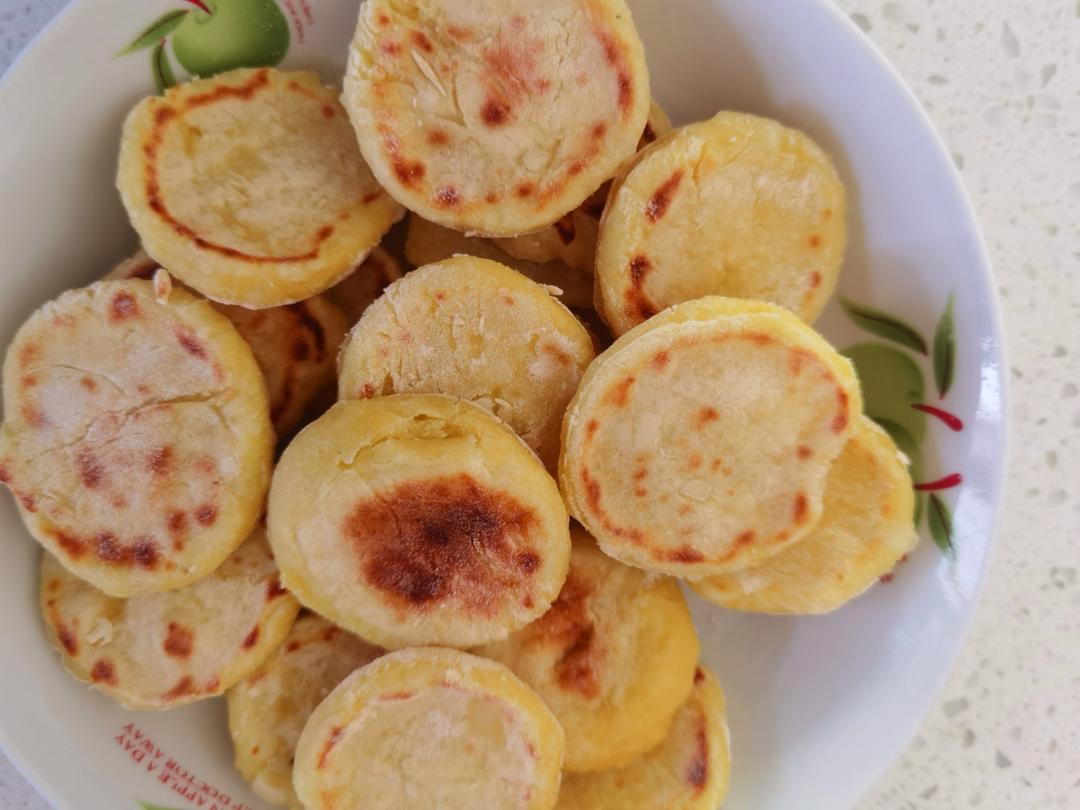 宝宝健脾胃松软山药小饼（九个月以上婴幼儿辅食）全程不加一滴水