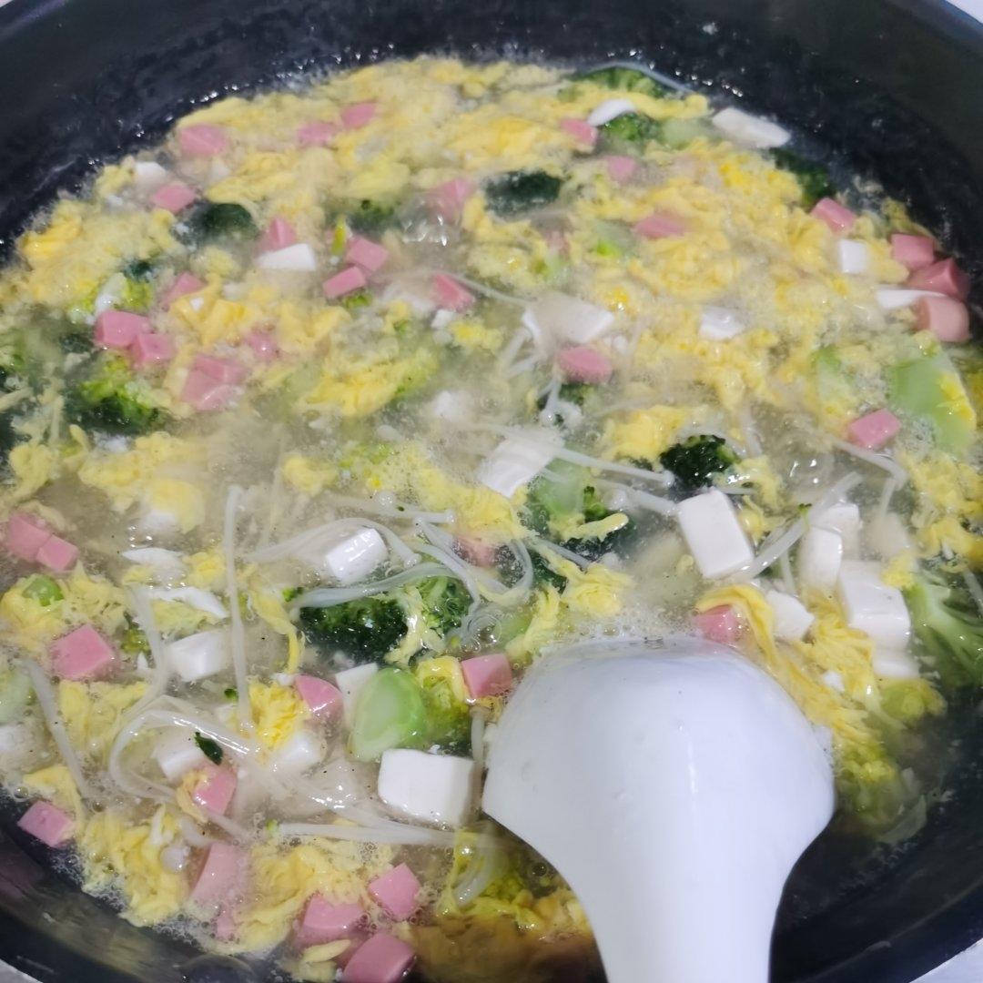 不放一滴油的西兰花火腿豆腐羹！低脂瘦身！
