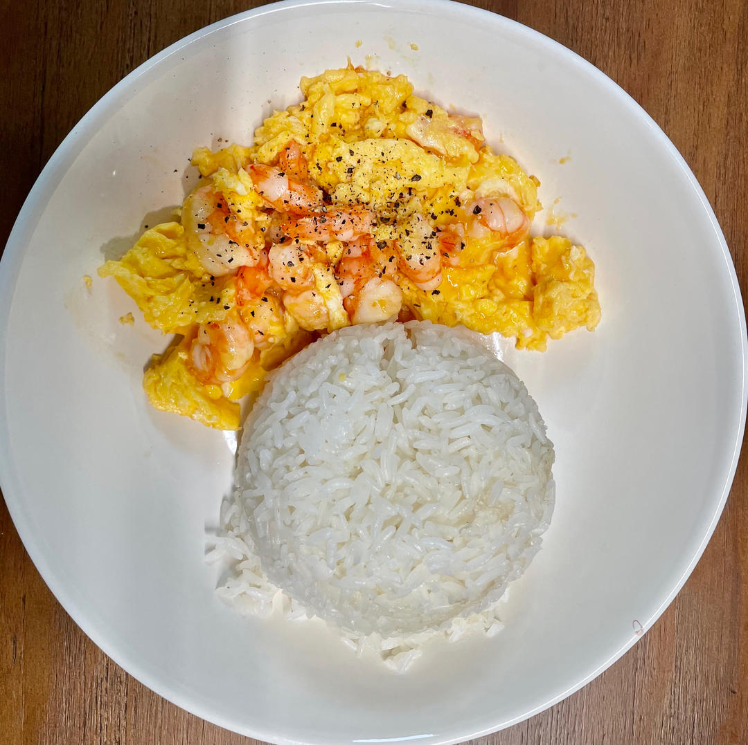 鲜香嫩滑的 虾仁滑蛋