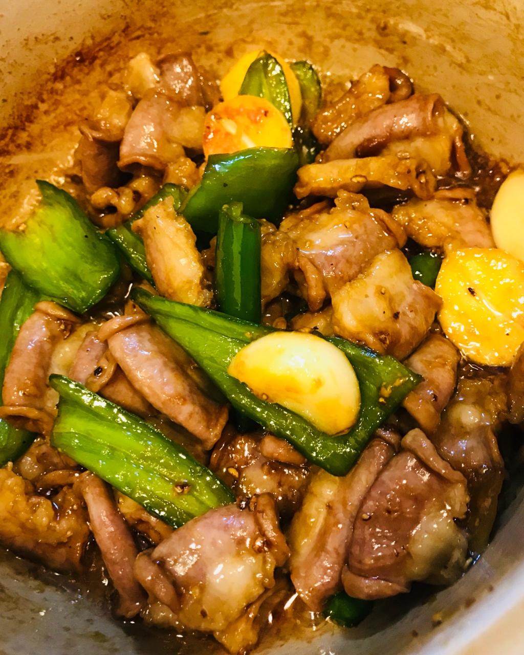 啫啫肥肠煲