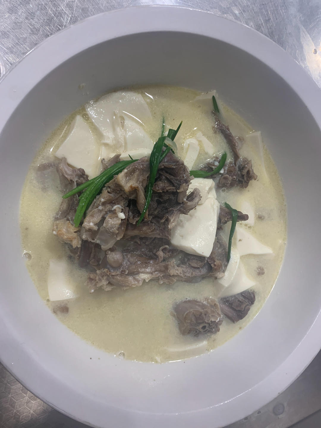 在外吃烤鸭，鸭架子一定要带回来！！！附鸭汤做法。
