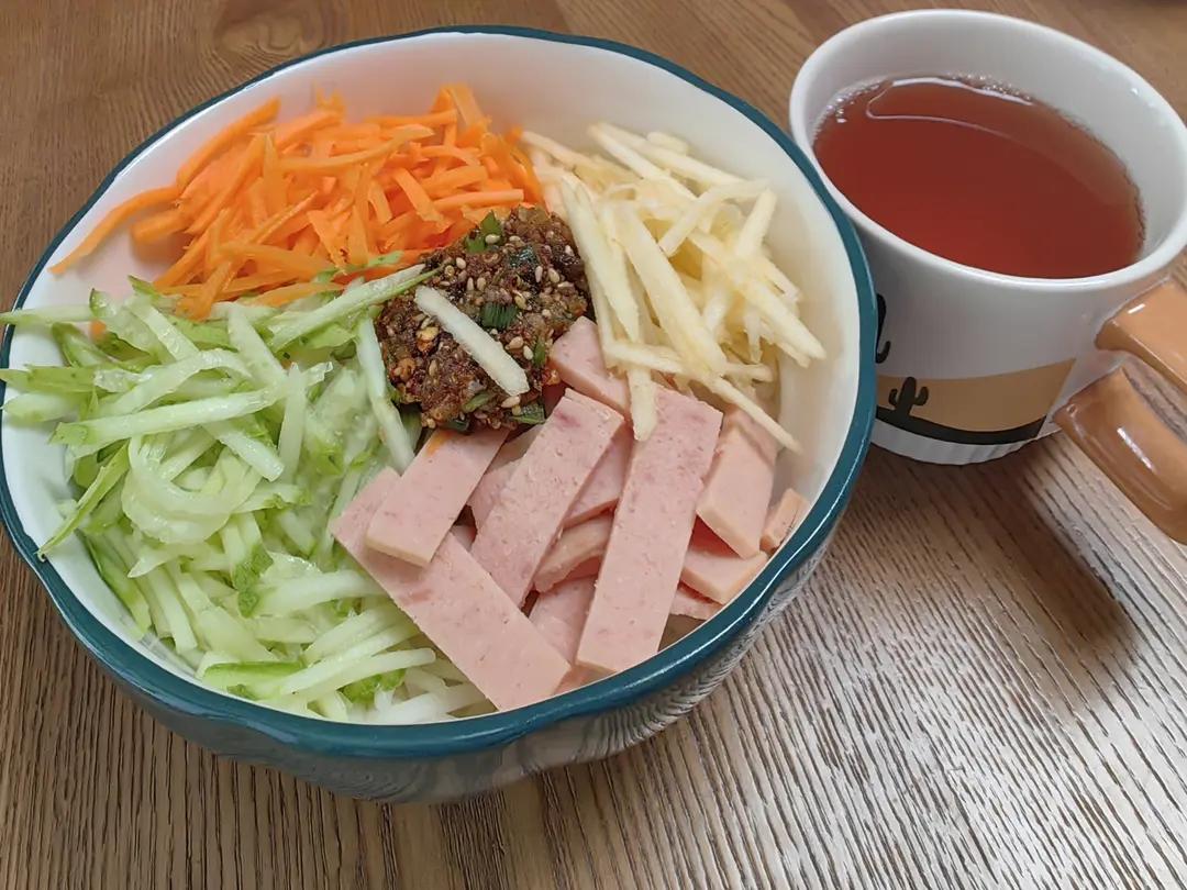 天热必吃麻酱拌面