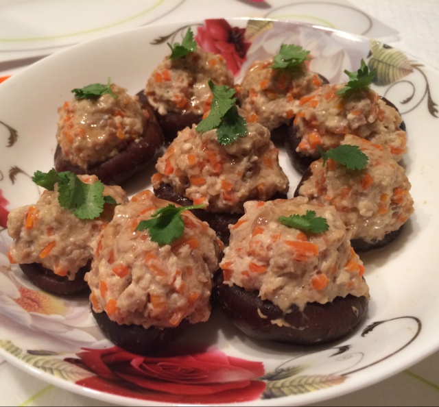 豆腐肉末酿香菇