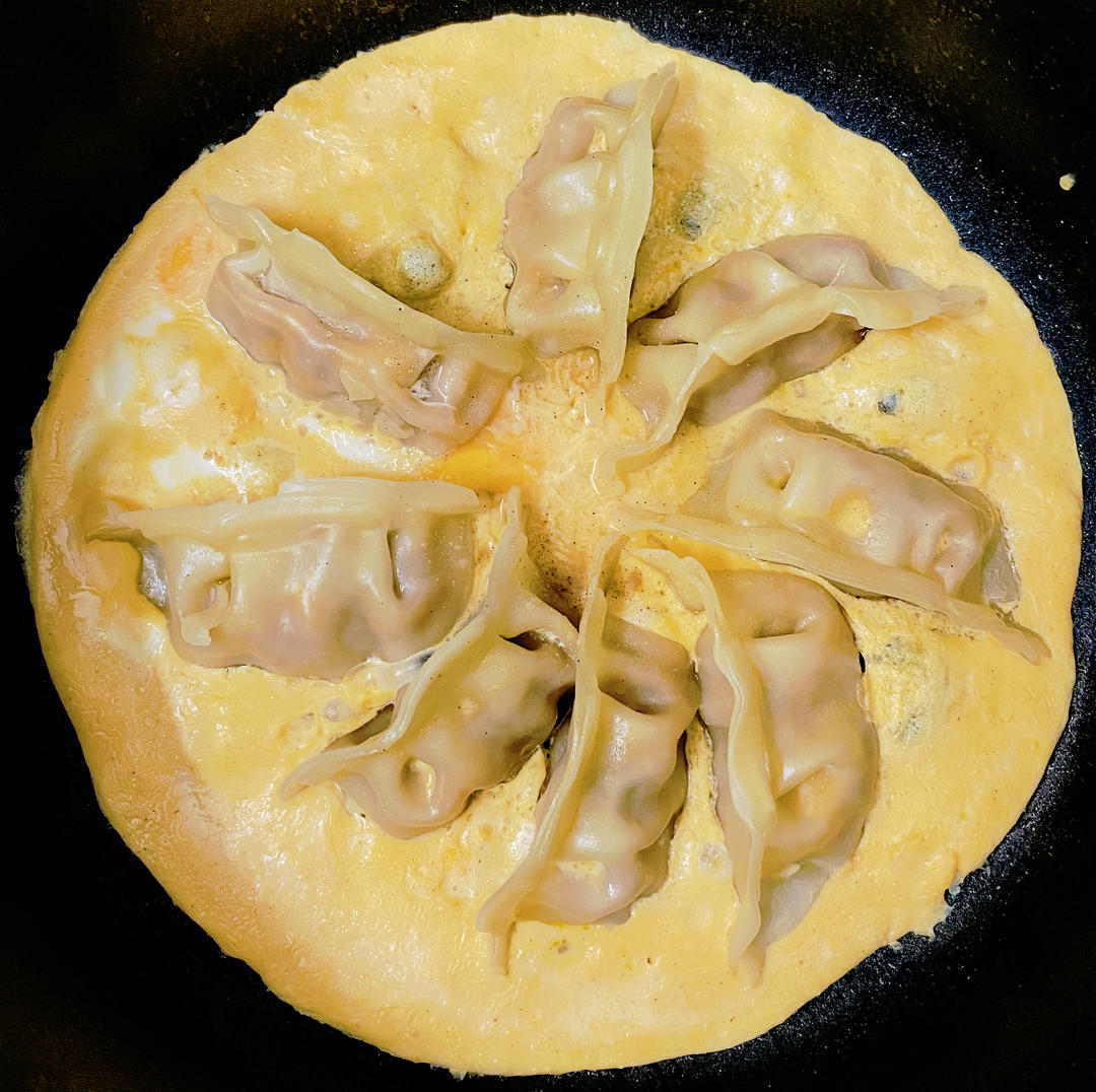超快手的煎饺抱蛋
