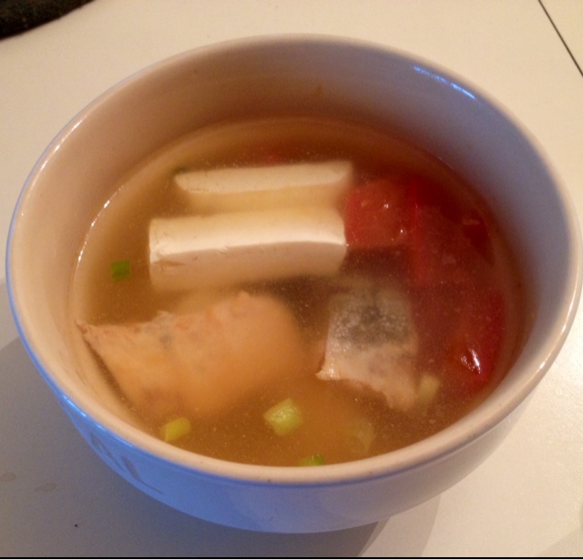 三文鱼头豆腐汤