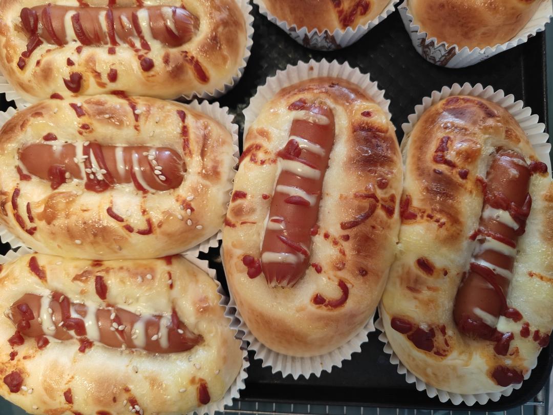 一个面团撑起一家店？招牌香肠面包配方大公开！ 经典中的经典