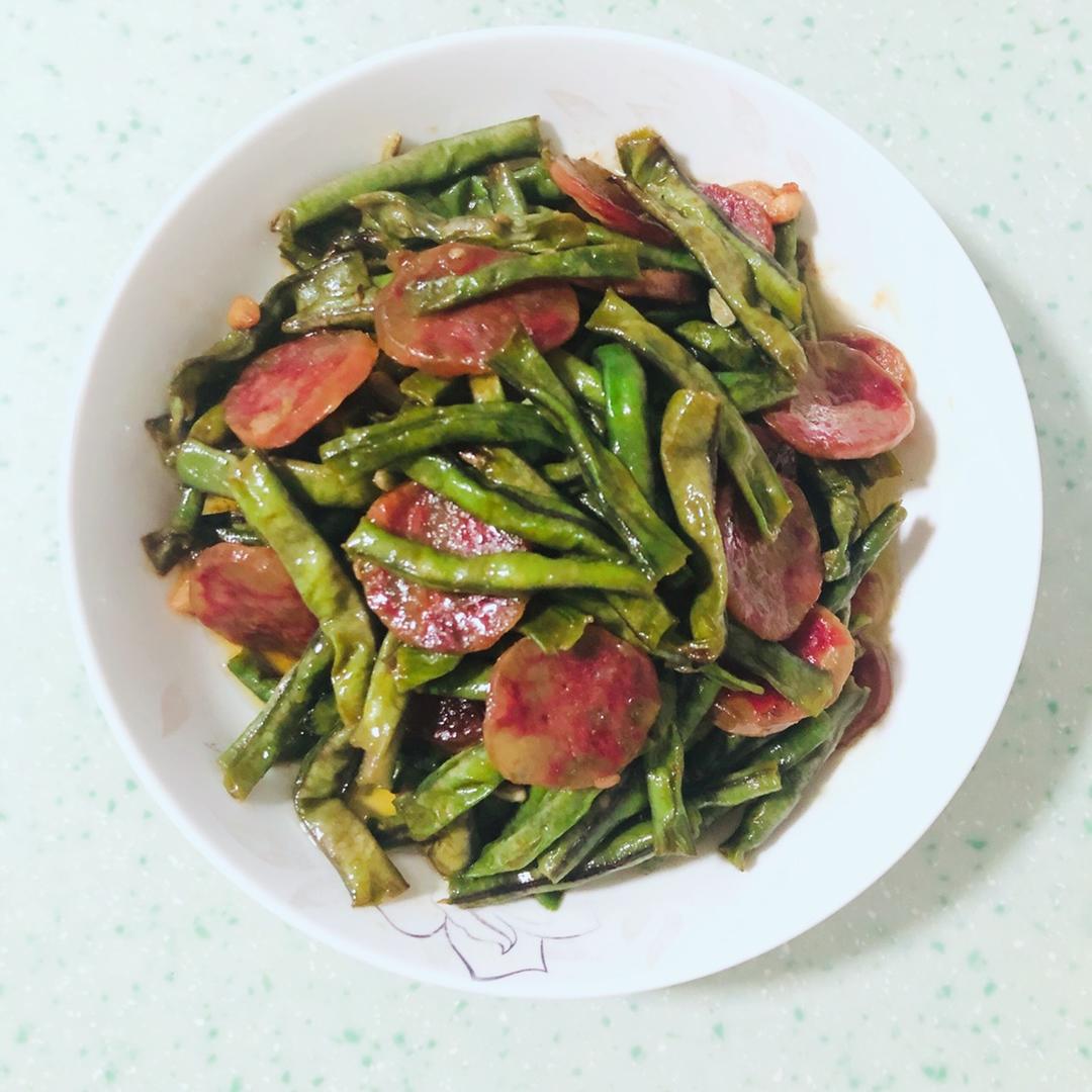 豆角炒腊肠