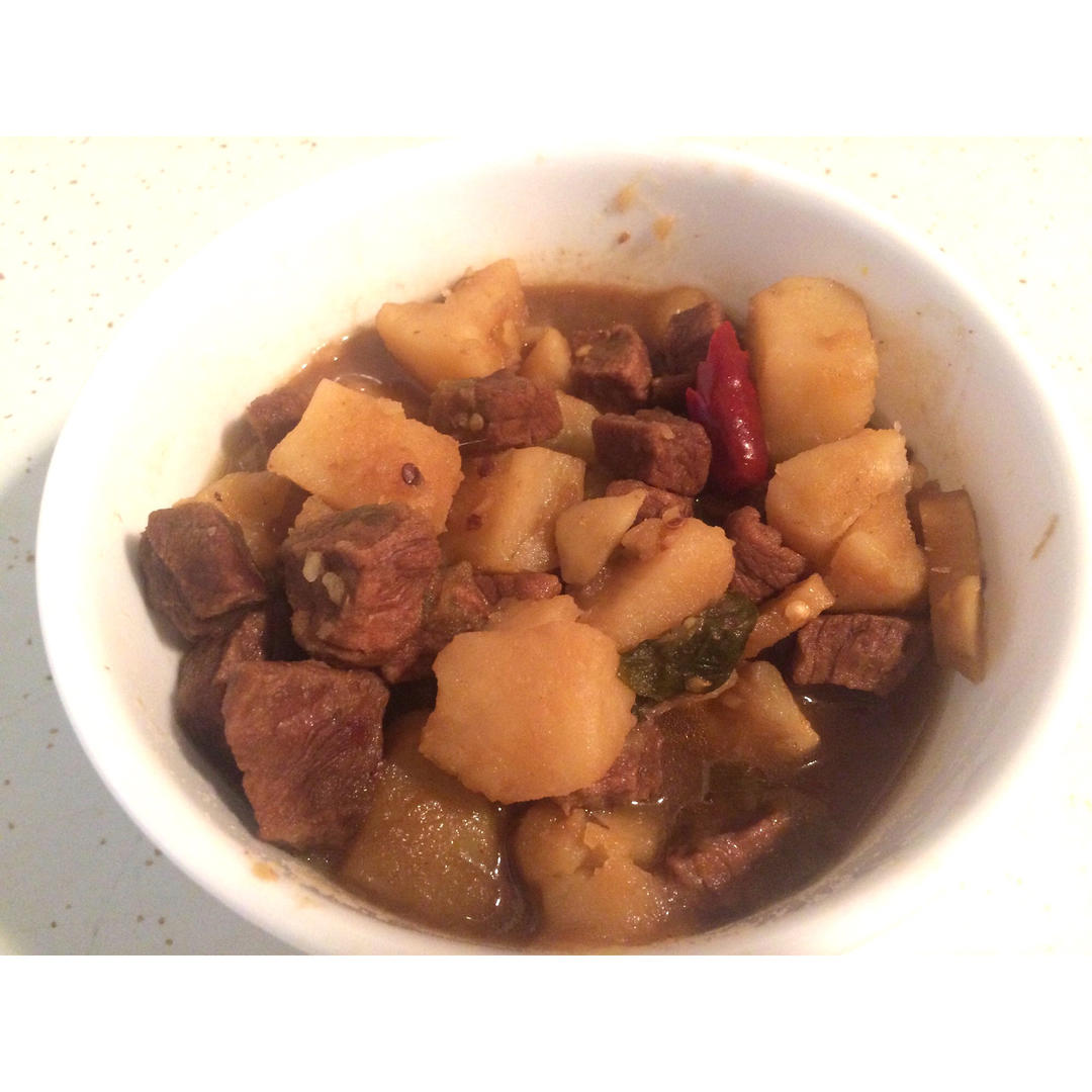 土豆炖牛肉