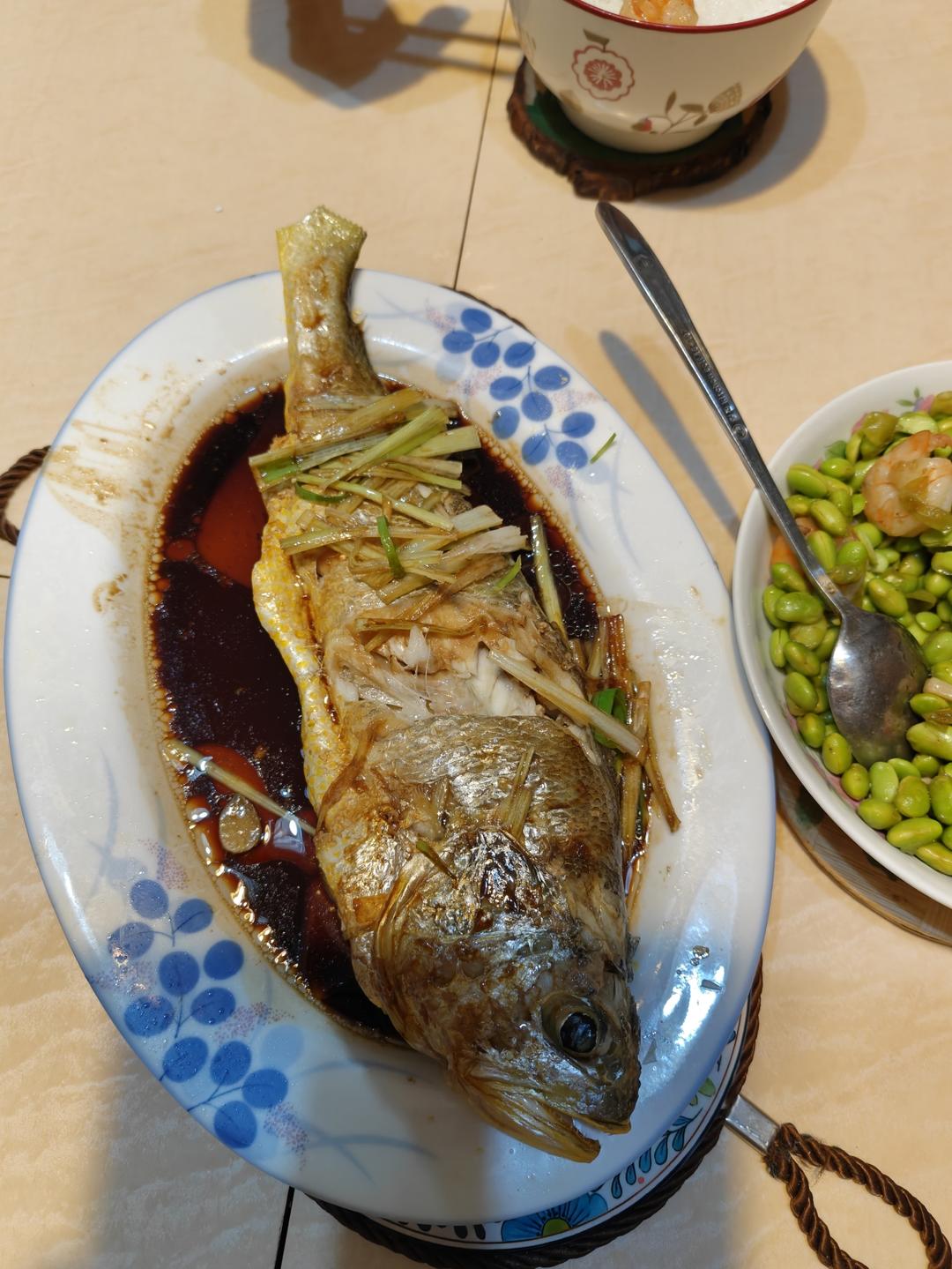 零难度♨️清蒸大黄鱼，肉质超鲜嫩~